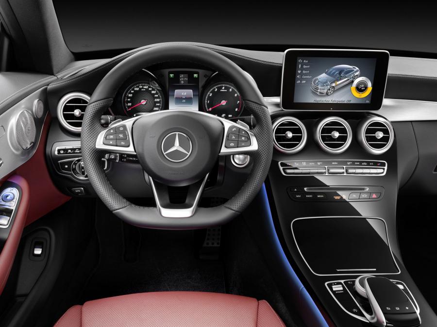  Mercedes-Benz C300 Coupe AMG Line 2015 года  (фото 24 из 28)